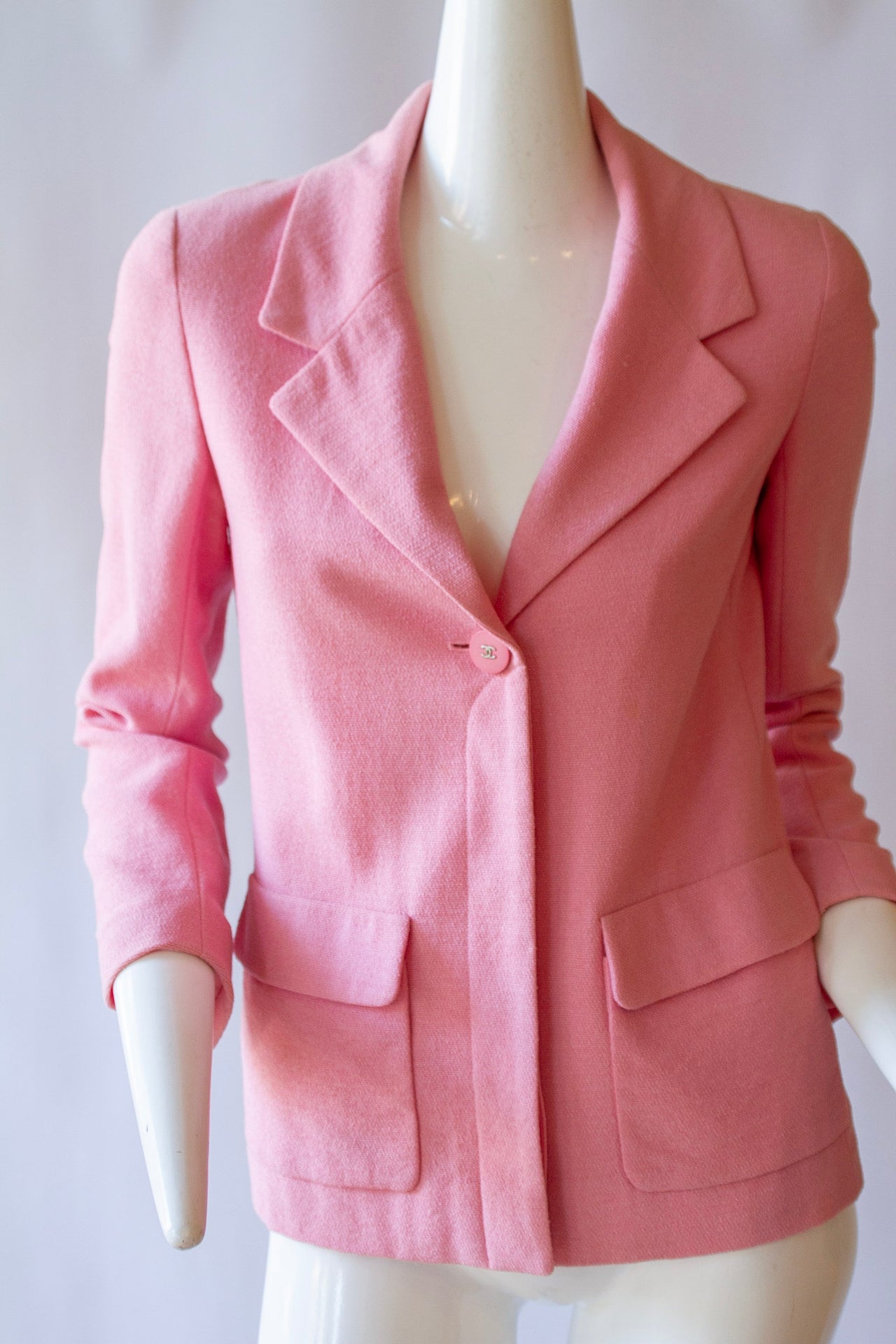 Chanel Boutique, pink blazer, personal collection of the Hollywood Golden Era, Actress Terry Moore